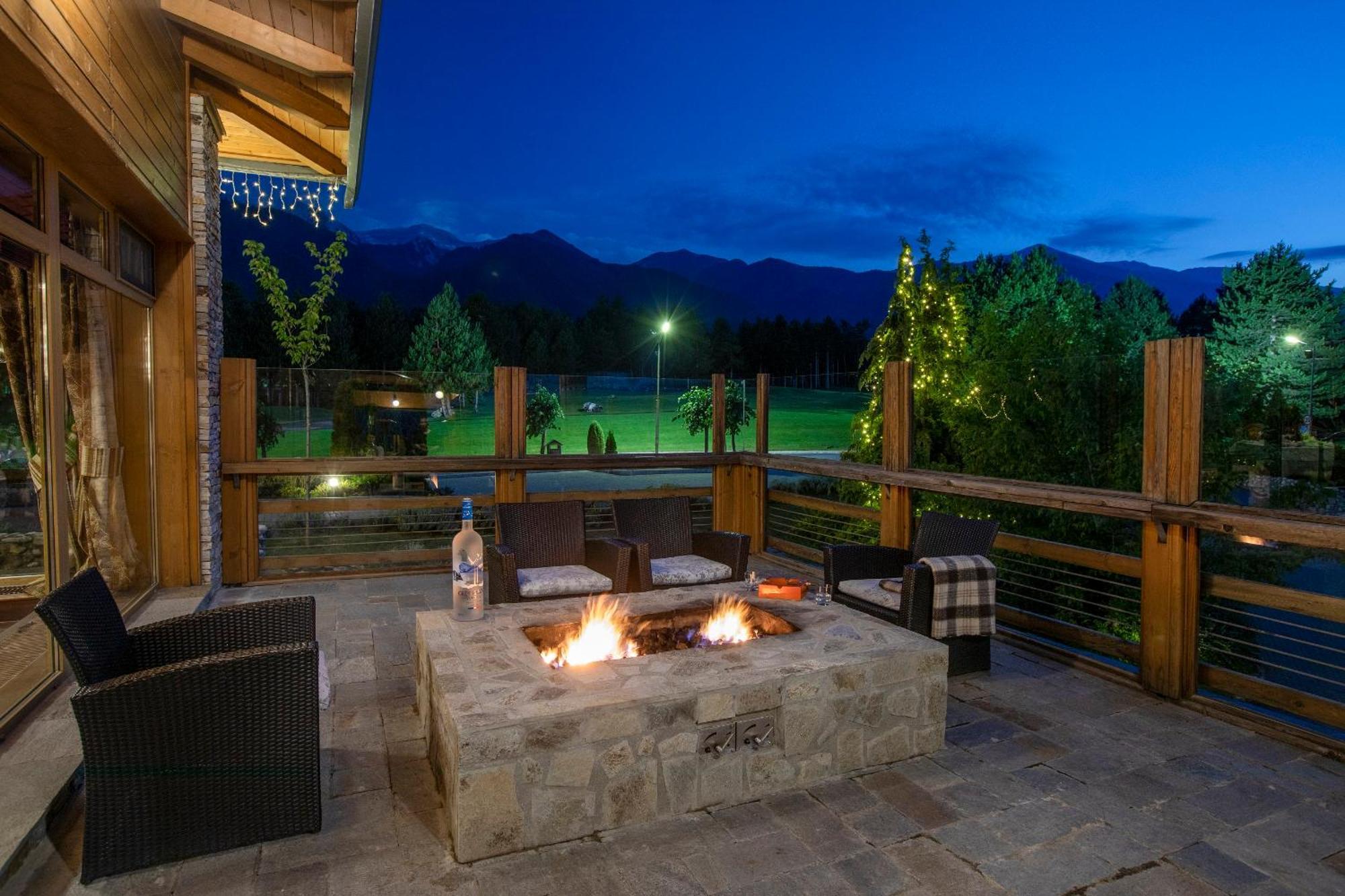 Luxury Chalets Pirin Golf & Country Club 班斯科 外观 照片